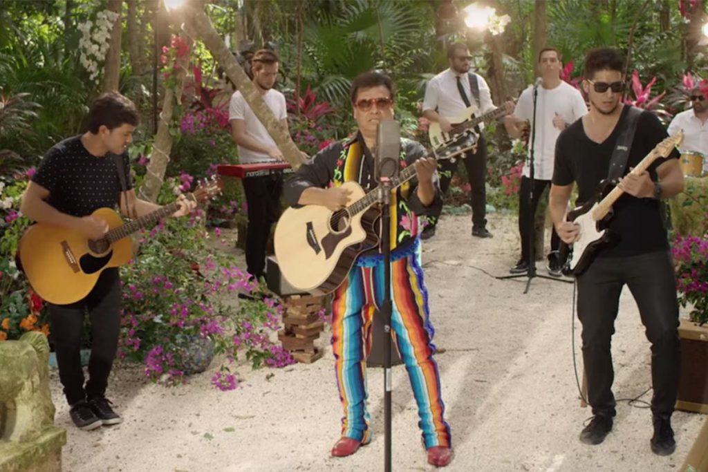 (video) El sorpresivo cover de Juan Gabriel