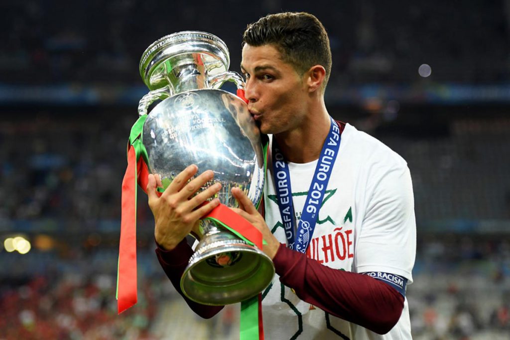 Ronaldo: «No pensaba que ganaríamos la Euro»