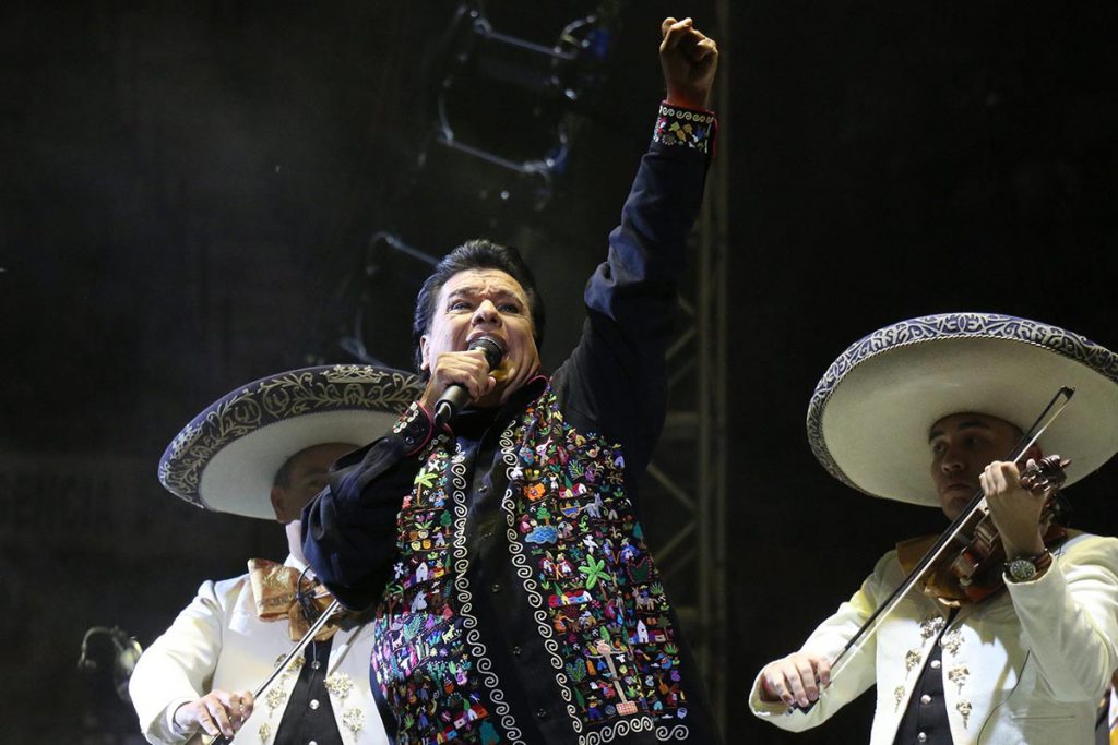 Musicalmente Hablando de Juan Gabriel