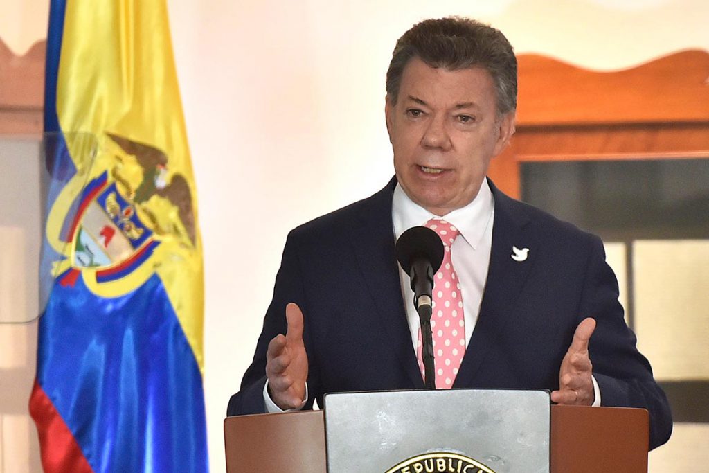 (video) Santos ordena alto al fuego definitivo