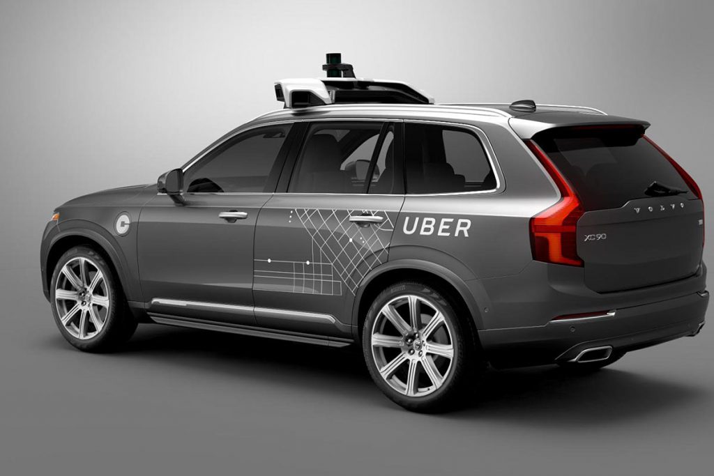 Volvo y Uber, firman alianza