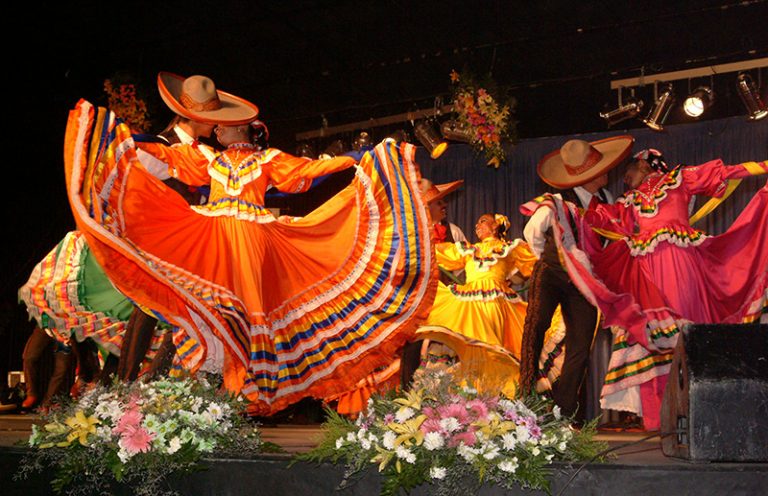 festival,baile,universitario