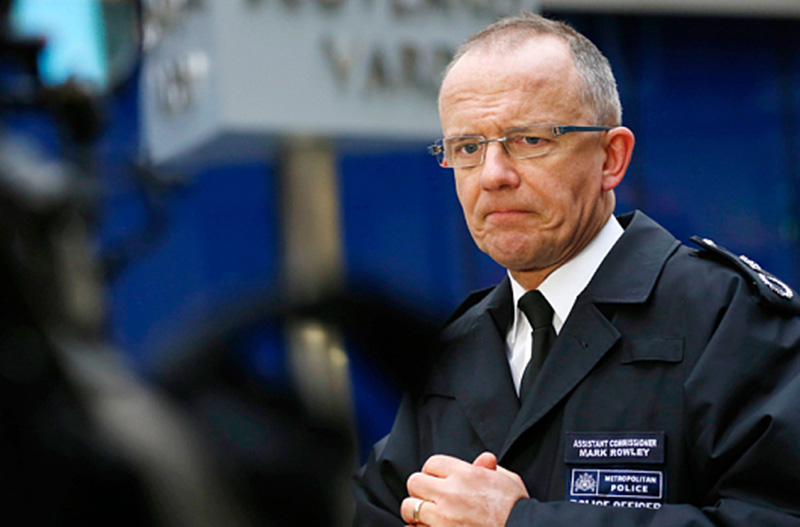 Salud mental y terrorismo guían investigación de ataque en Londres