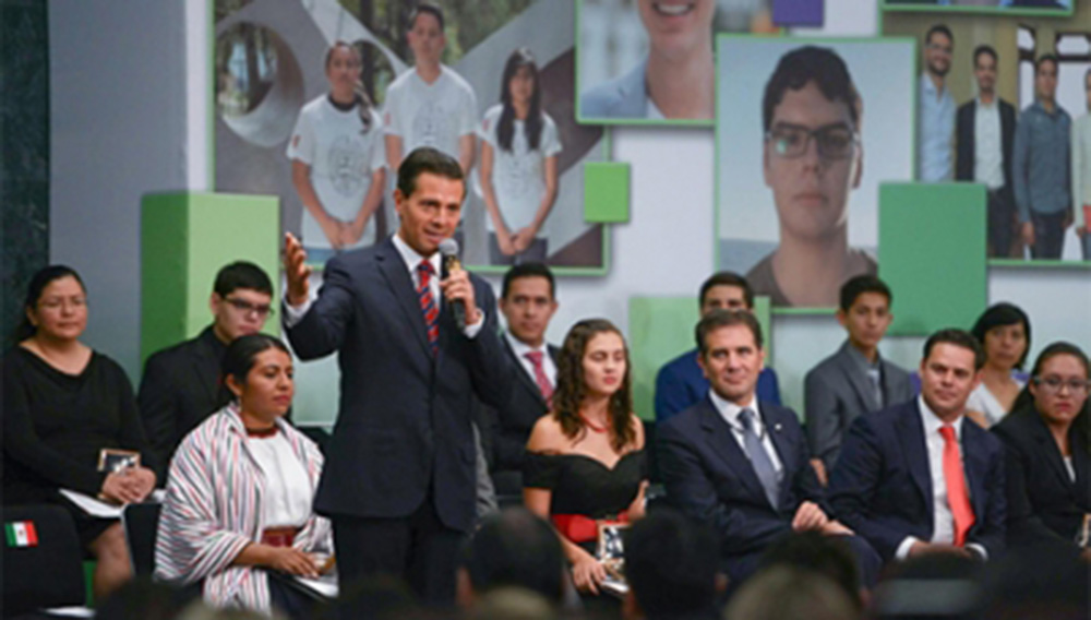 Educación primordial para triunfar: EPN