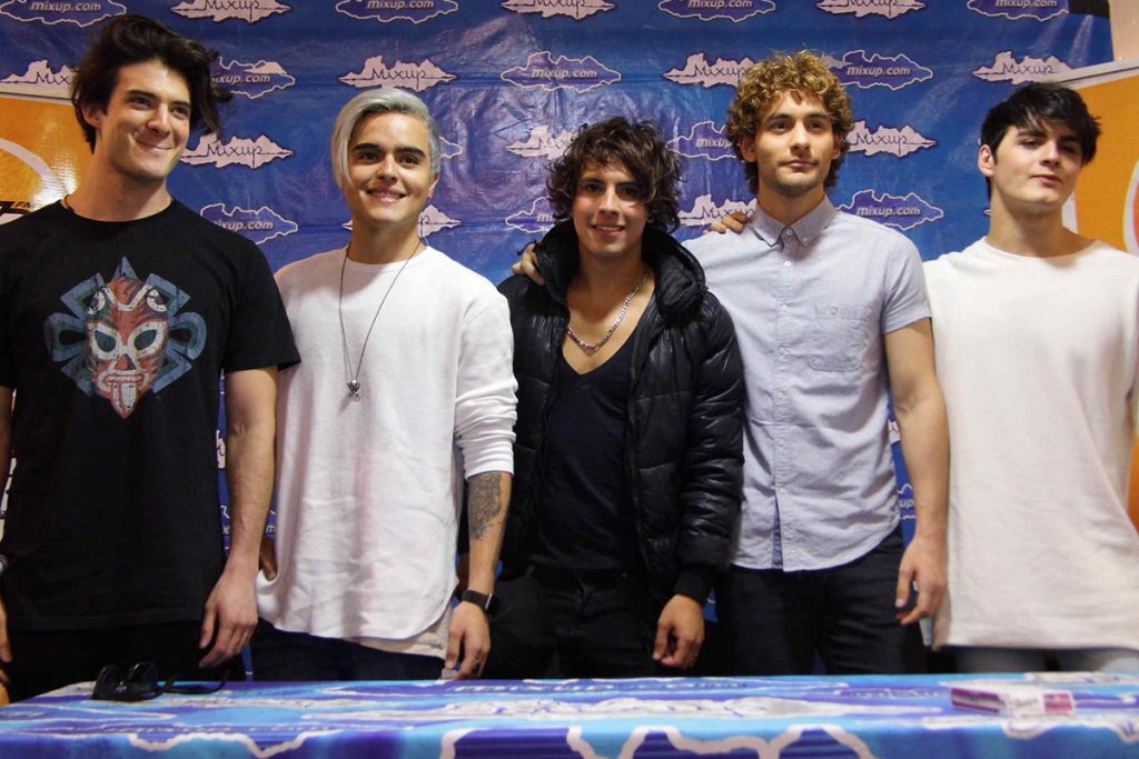 (video) Firma de autógrafos de Urband 5 para presentar su disco “#BPSU”