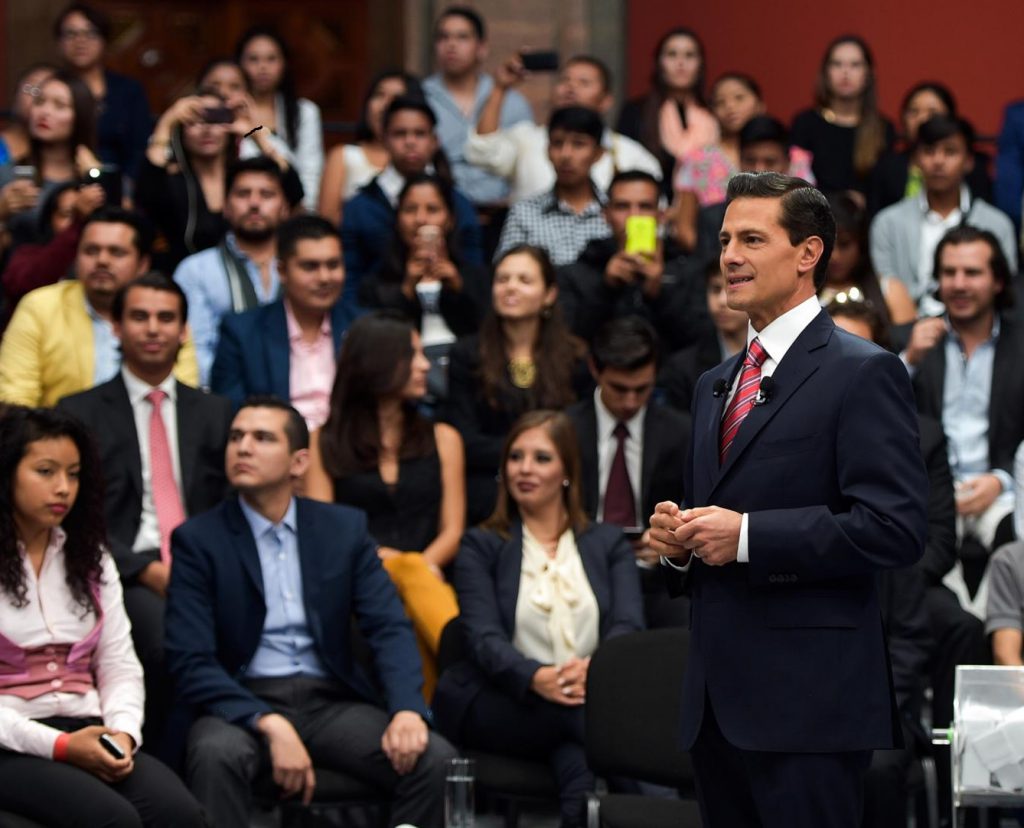Estado de los Estados: Peña Nieto describe “peñalandia” a jóvenes incrédulos