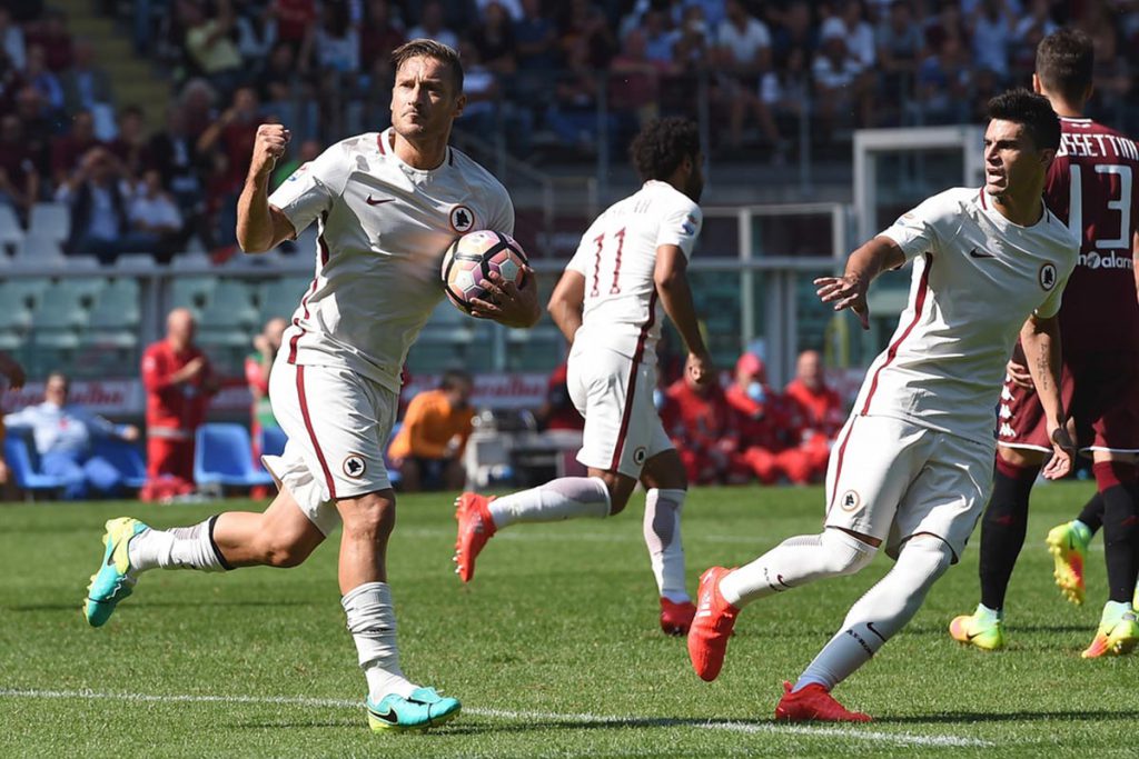 (video) Francesco Totti, 250 goles en el Calcio