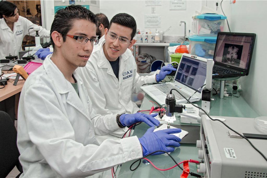 Acreditan programas de la Facultad de Ingeniería