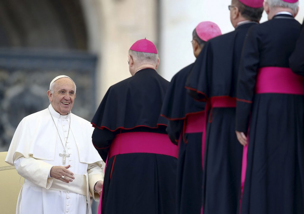 «El mundo está cansado de mentirosos encantadores»: el Papa