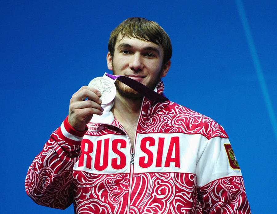 Comité Olímpico retira medalla al atleta ruso Apti Aukhadov por dopaje