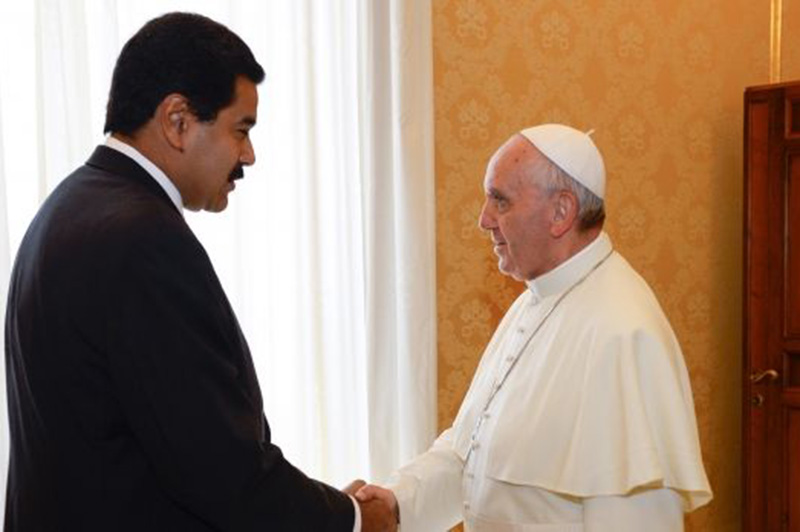 Papa Francisco recibe a presidente Maduro en sorpresiva audiencia