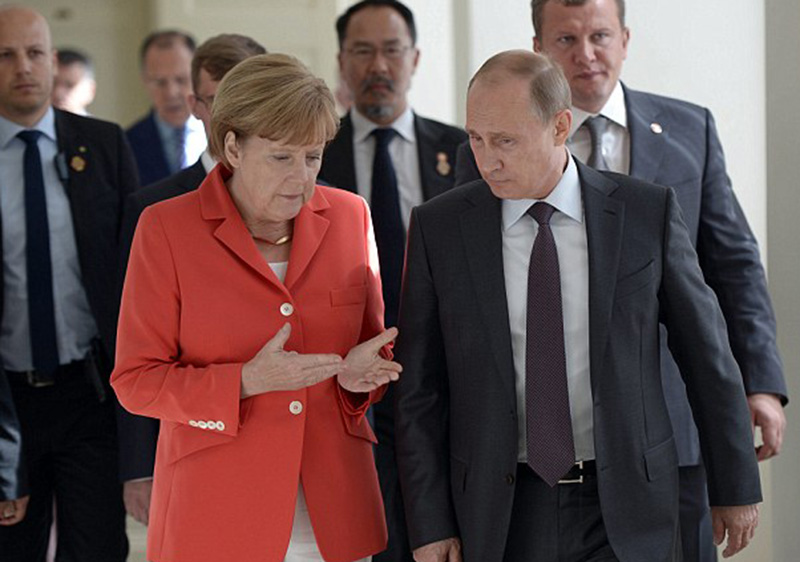 (video) Merkel y Putin discutirán la crisis en Siria y el conflicto en Ucrania