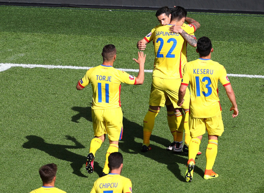 Eliminatorias 2016: Rumania golea 5-0 a Armenia