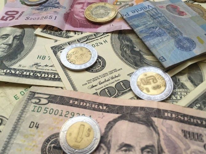 Trump pega al peso, Banxico y Hacienda lo rematan: 20.45 por dólar