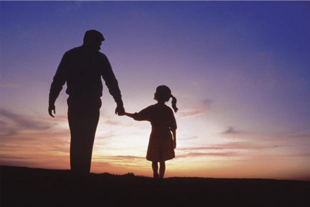 “Papá: haz fuerte a tu niña”