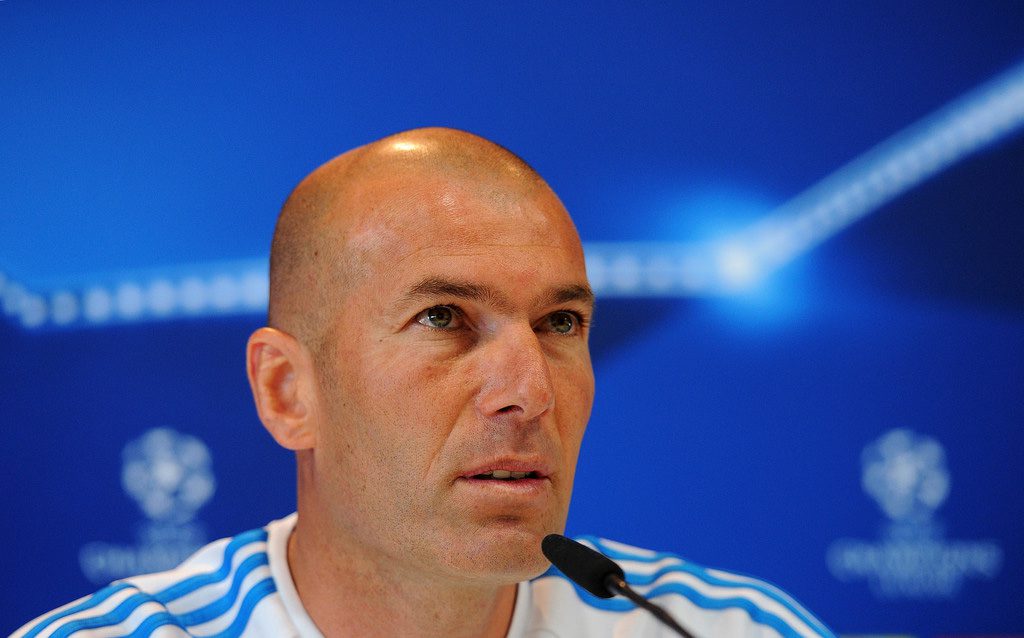 (video) Zidane va por el triplete