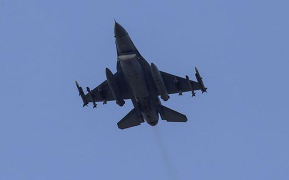 Turquía pide a EUA apoyo aéreo en su ofensiva en el norte de Siria
