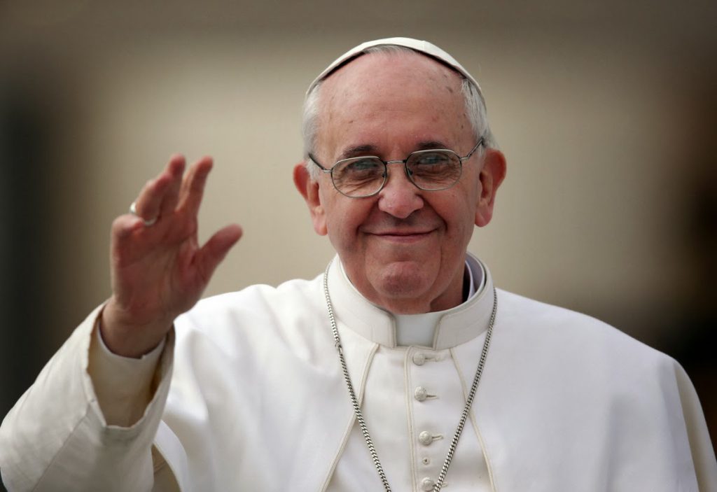 ¡Sorpresa!,  el Papa llama a programa de tv