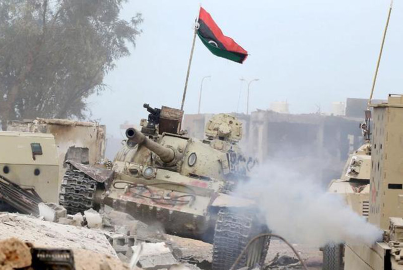Fuerzas libias controlan último bastión yihadista en Sirte