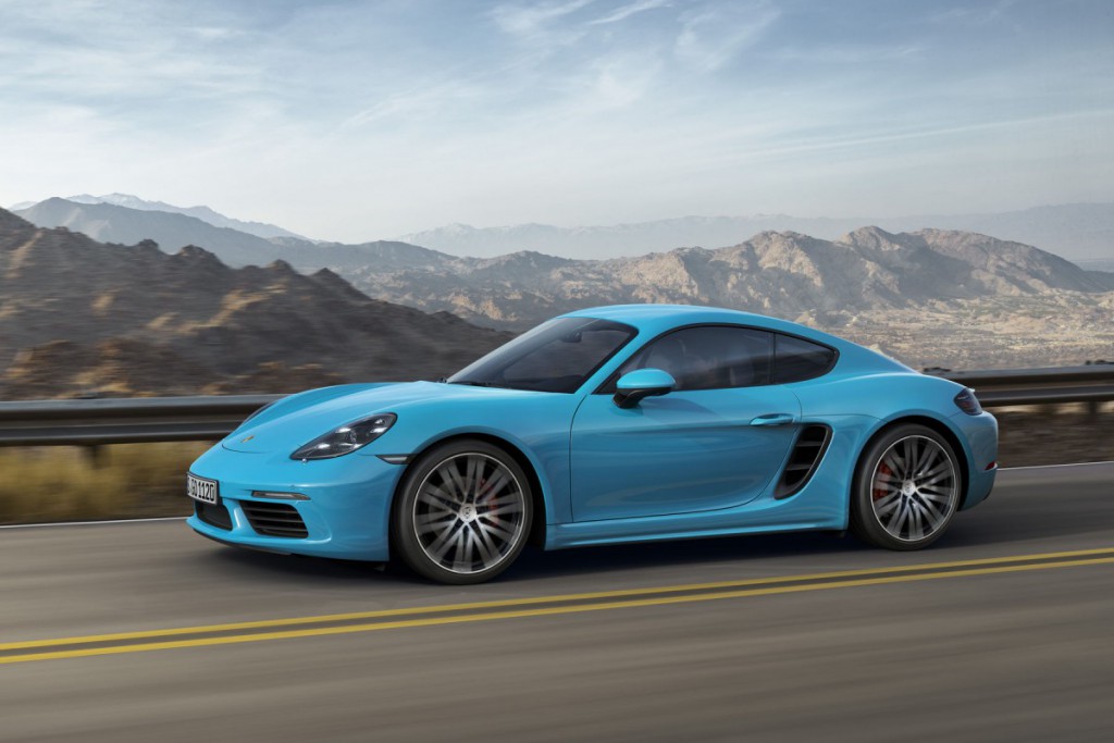 (video) Porsche vs drones, ¿quién ganará?