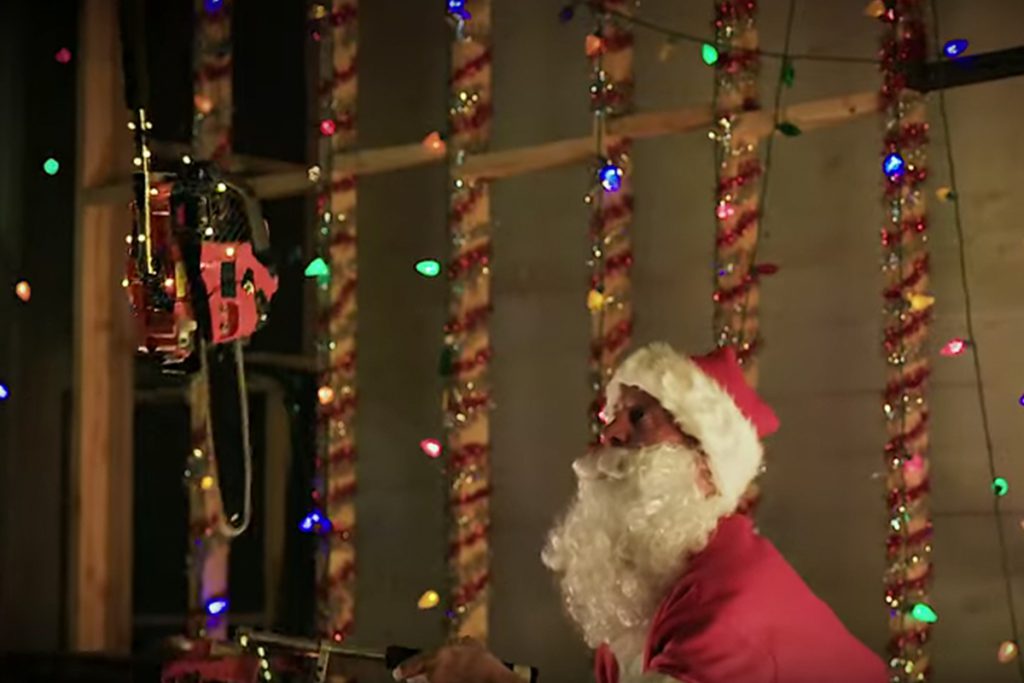 (video) Malabares navideños con motosierras