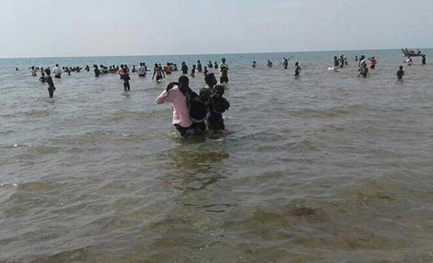 Naufraga barco con equipo de fútbol en Uganda, temen 30 muertos