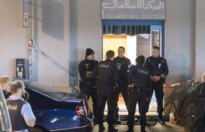 Policía de Zúrich identifica al autor de ataque contra centro islámico