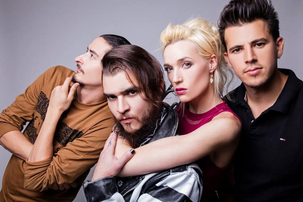 (audio) Jenny And The Mexicats estrenan “La Diabla”