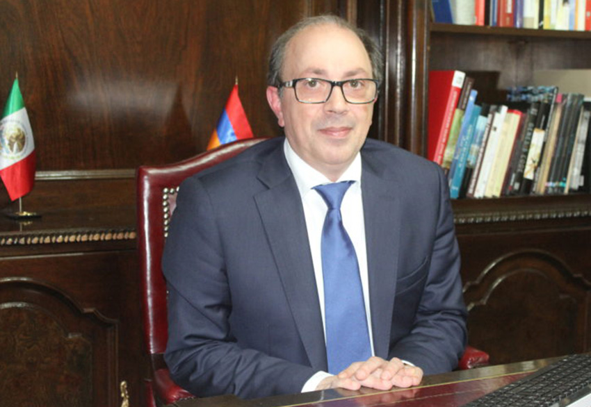 Armenia decidió mantenerse cerca de Rusia: embajador Aivazian