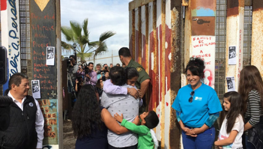 Familias se reencuentran en frontera México-EUA por tregua migratoria