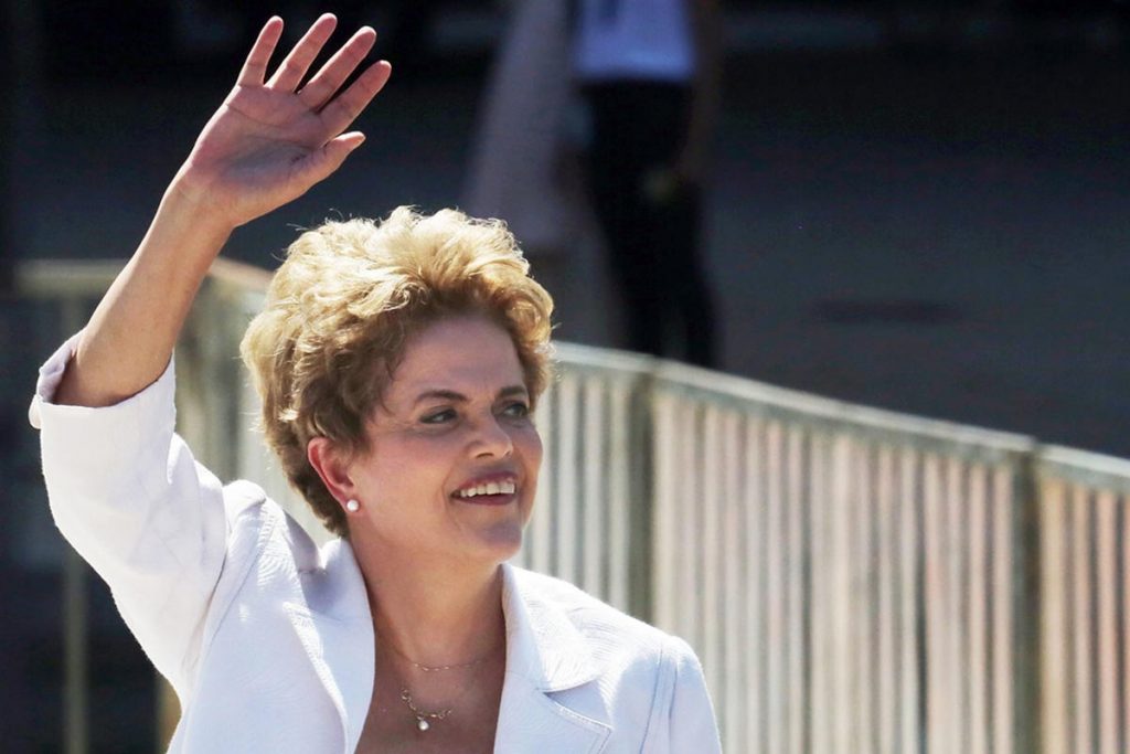Dilma no descarta ser senadora o diputada