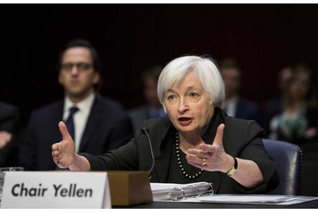 La Fed propone alza de tasas de interés en EEUU