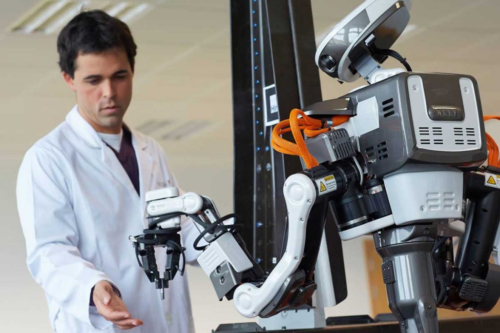 En Reino Unido: robots podrían reemplazar 250 mil empleos
