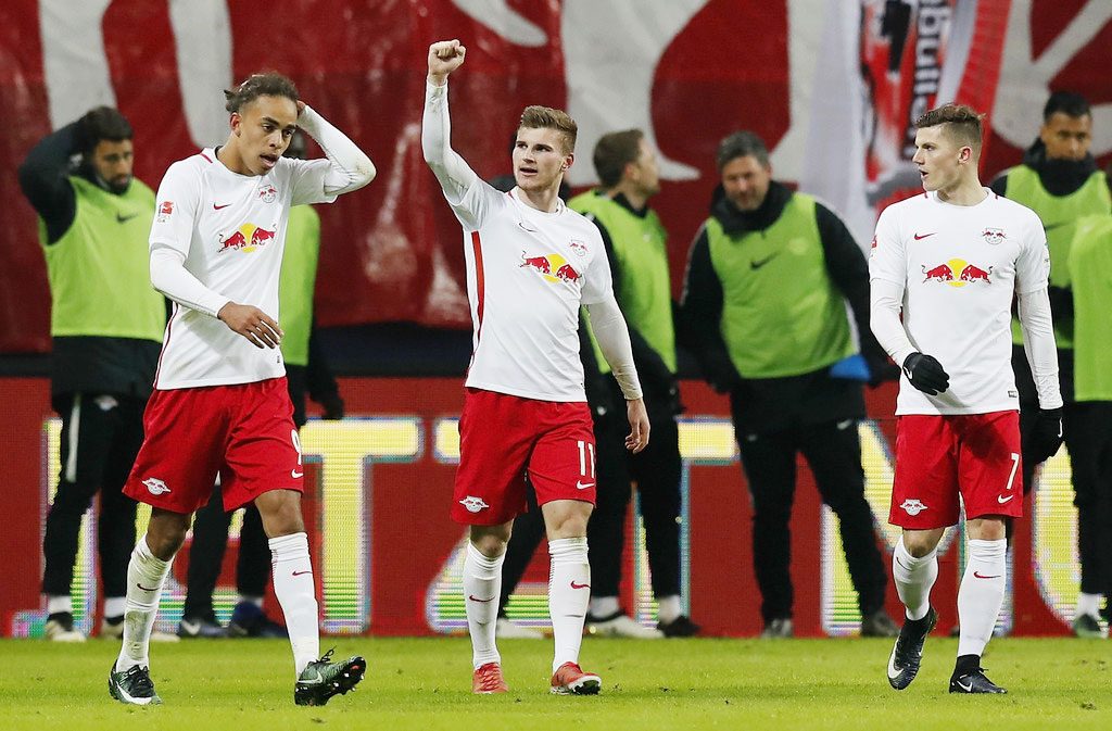 Bundesliga: Leipzig mantiene lucha por el liderato