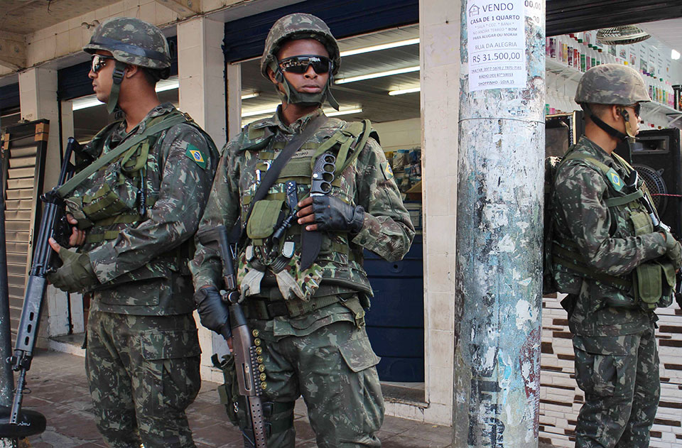 Nueve mil militares patrullarán Río de Janeiro en vísperas de Carnaval