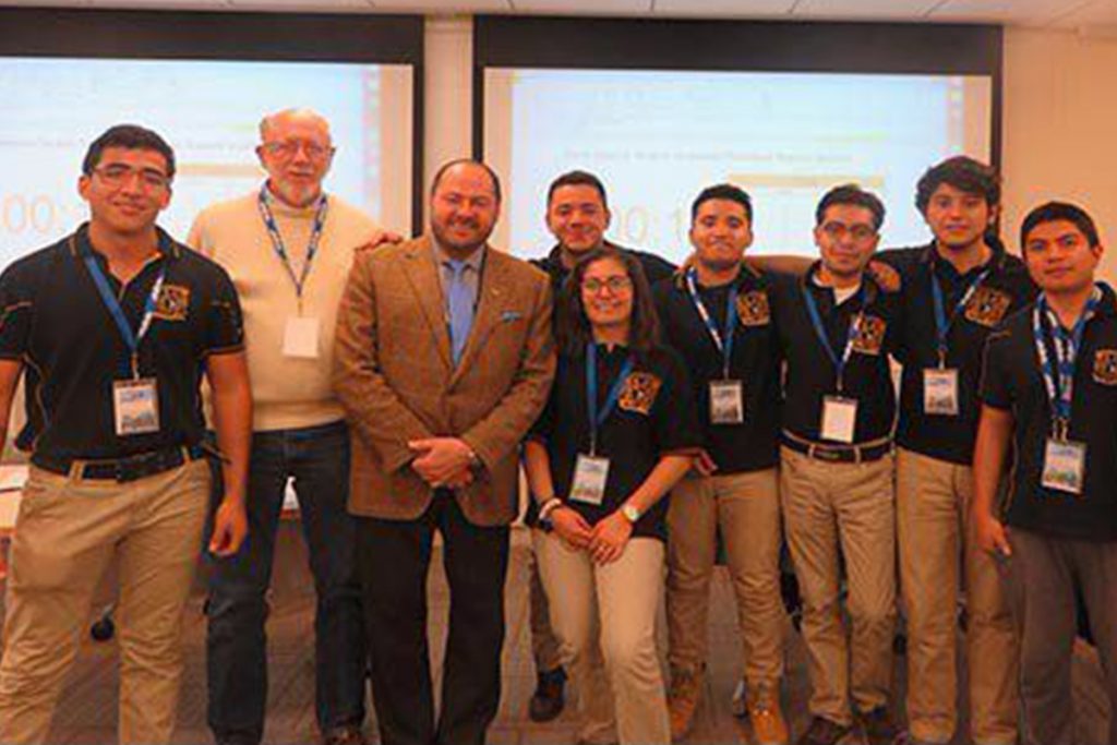 Universitarios ganan competencia en Ingeniería Petrolera PetroBowl 2017