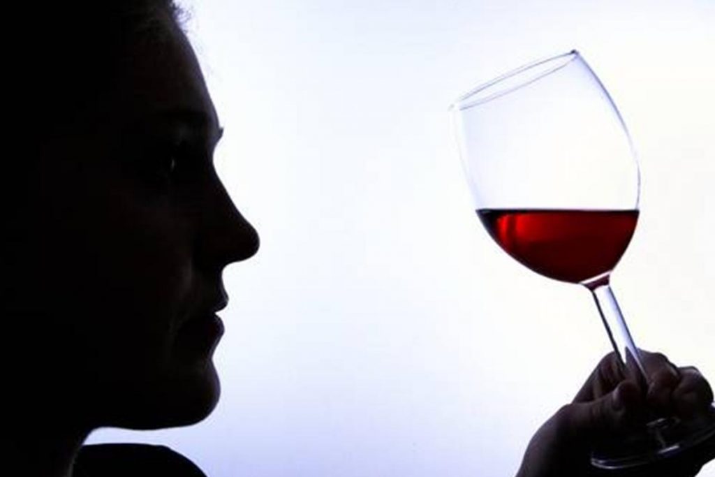 El vino mejora síntomas de la diabetes