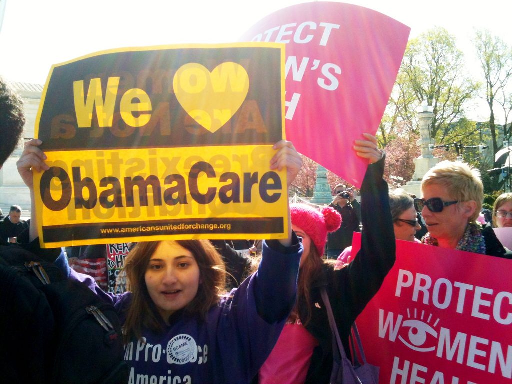 Juez de EUA anula ley de salud «Obamacare»