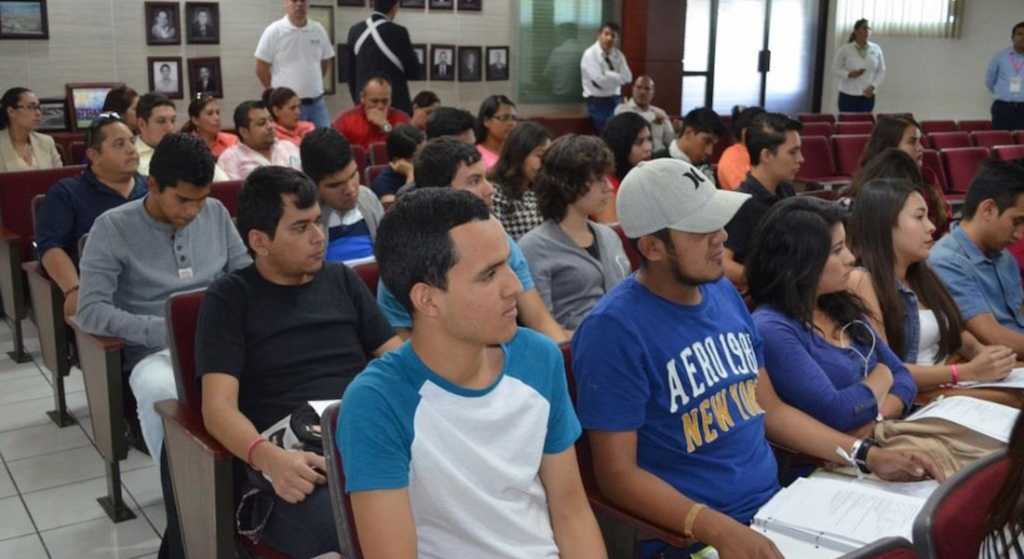 Los ninis representan un desafío social: OIT