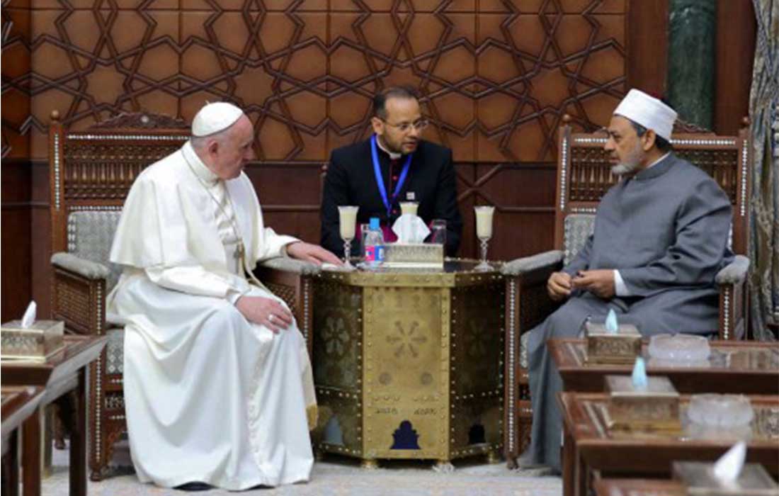 Papa denuncia violencia en Egipto «en nombre de Dios»