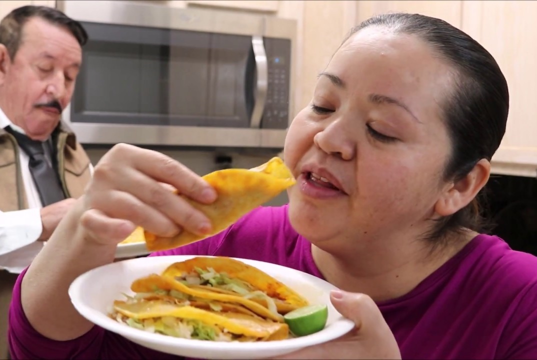 Tacos de canasta, ¡alimento sobre ruedas!