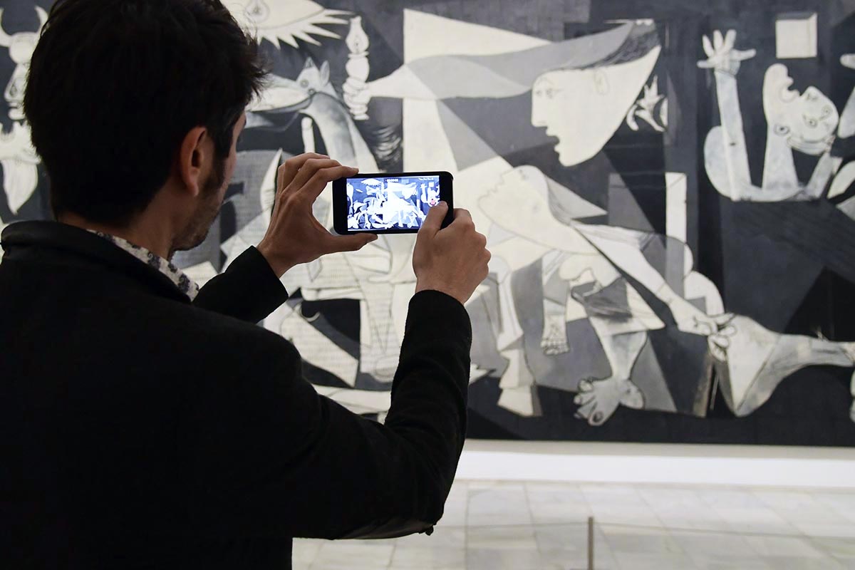 El Museo Reina Sofía abre exposición sobre Guernica