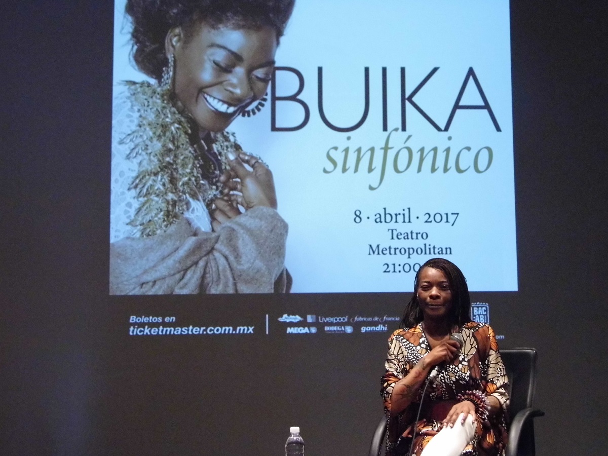 Con sinfónica llega Conchita Buika al Metropólitan