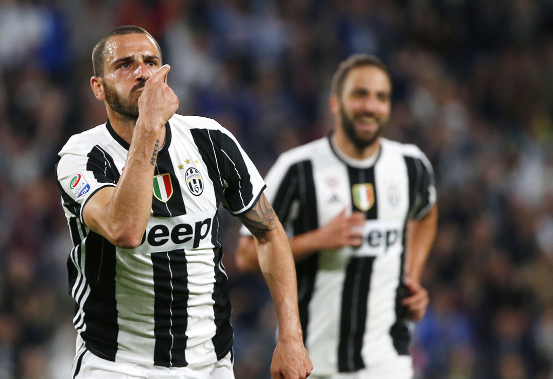 Juventus gana 4-0 al Génova