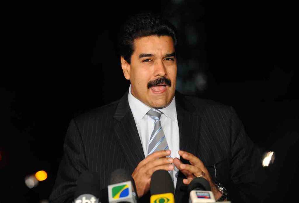Maduro «saluda» la propuesta del Papa