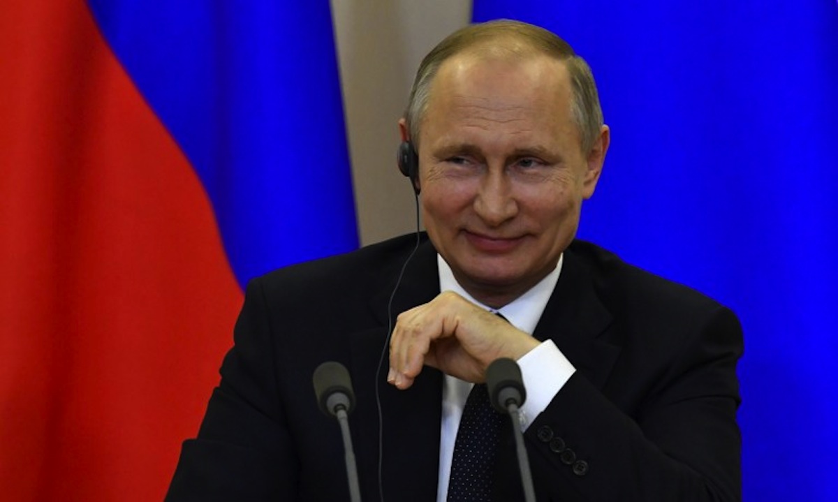 Rusia se burla de Trump y sus conversaciones