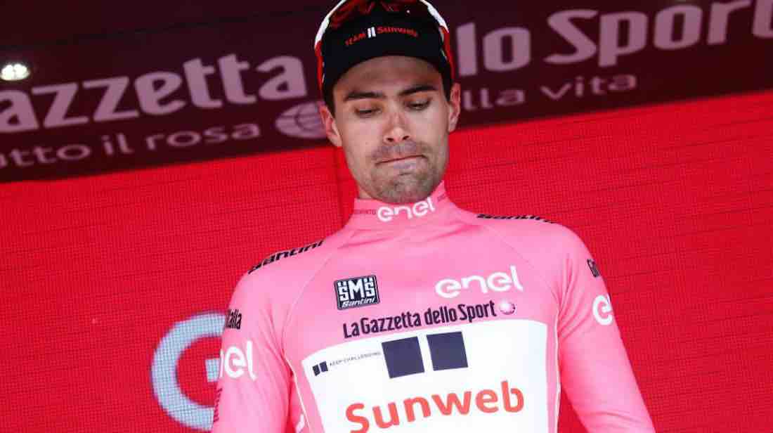 Líder del Giro de Italia hace una escala técnica