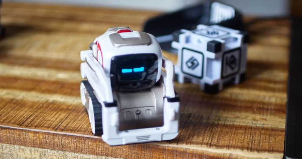 Cozmo, el robot que educa a los niños