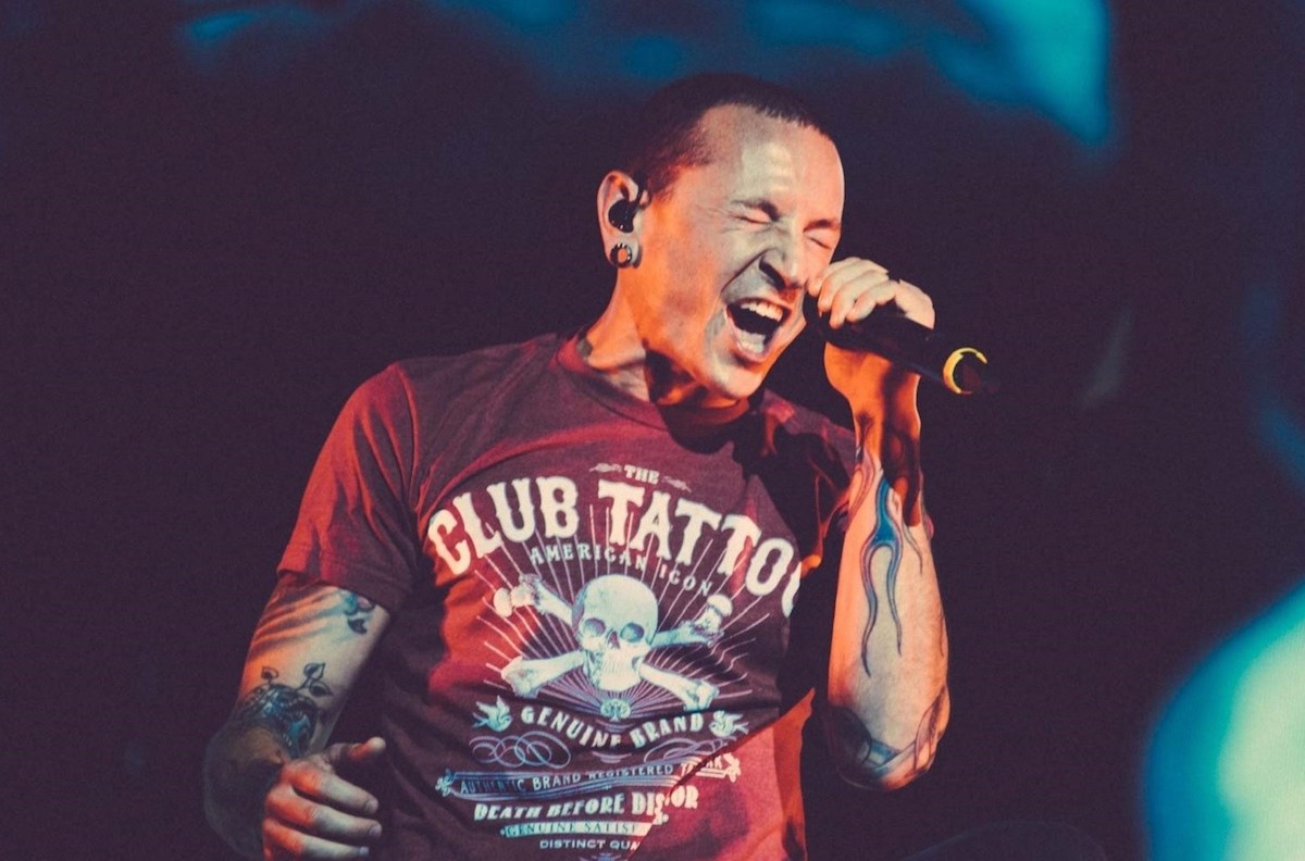 Se suicida Chester Bennington, vocalista de la banda Linkin Park