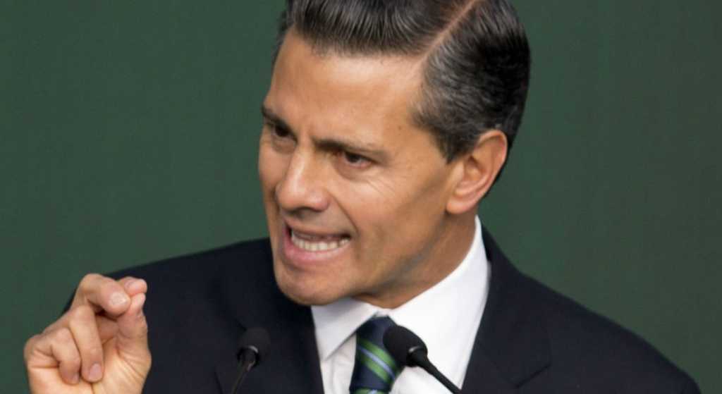 Peña Nieto pide correr a responsables de fallas en Paso Exprés